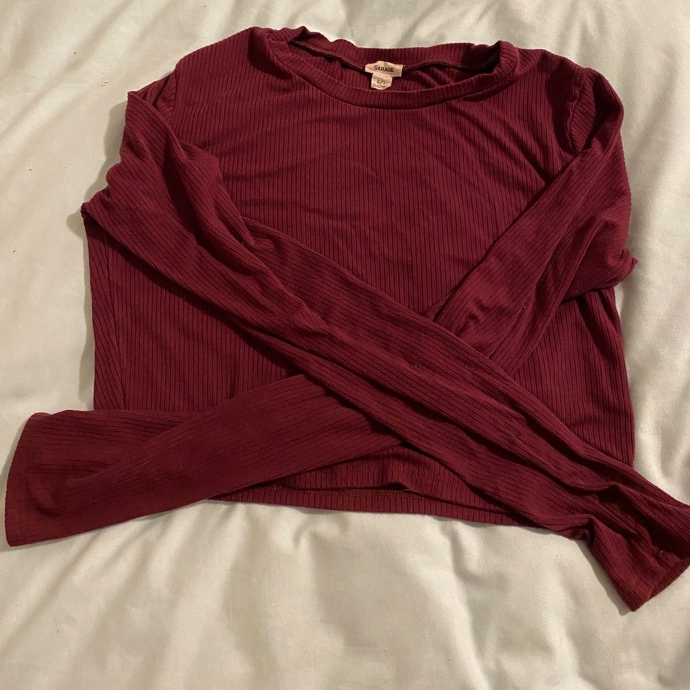 Long sleeve crop top